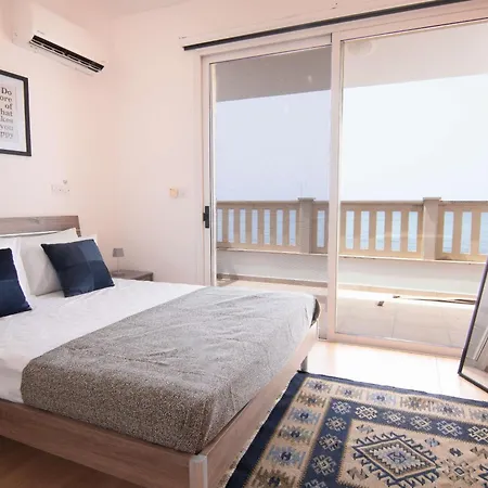 Phaedrus Living Beachfront Morze فيلة Kato Yialia